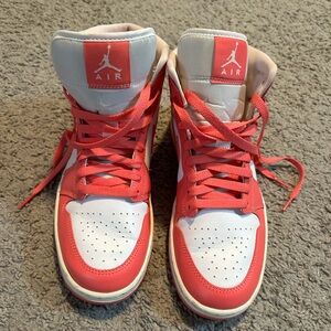 Woman’s Jordan’s Size 9